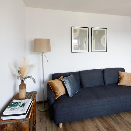 ריגה Brivibas Yard Apartment With Parking In City Center מראה חיצוני תמונה
