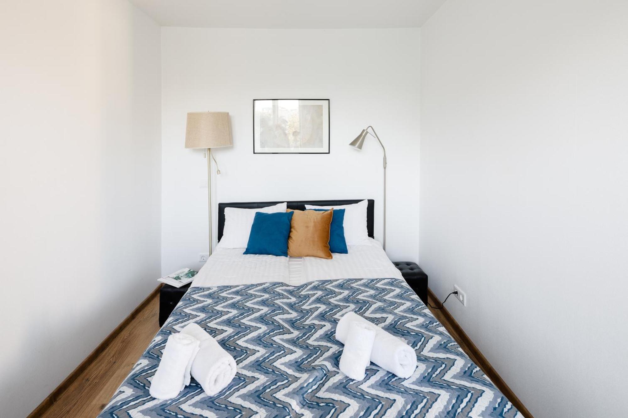 ריגה Brivibas Yard Apartment With Parking In City Center מראה חיצוני תמונה